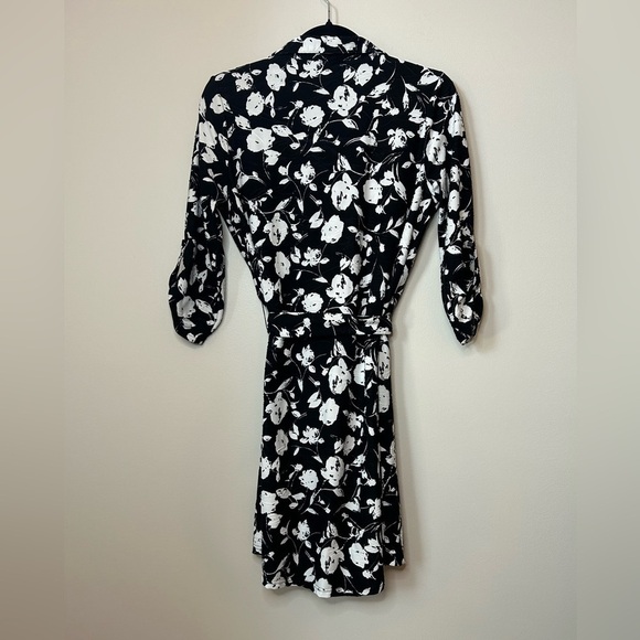 Emily Daniels Mia Button Down Dress size Small - Picture 3 of 13